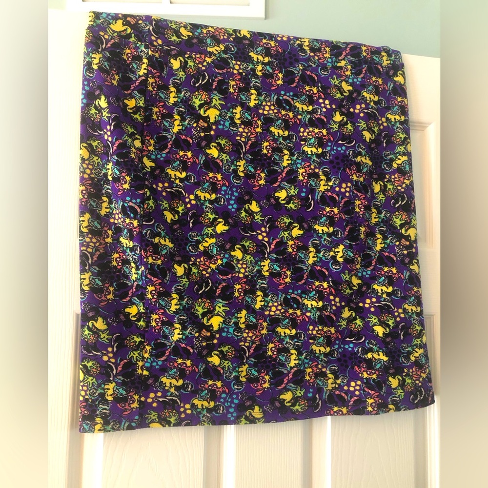 Lularoe Cassie Pencil Skirt - Minnie Mouse